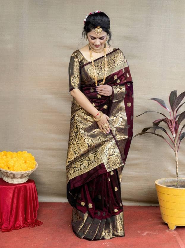 Royal Ethnic | Women's Pure Soft Kanjivaram Silk Saree | Banarasi Style | With Blouse Piece | Wedding Wear | Elegant - Royal Ethnic