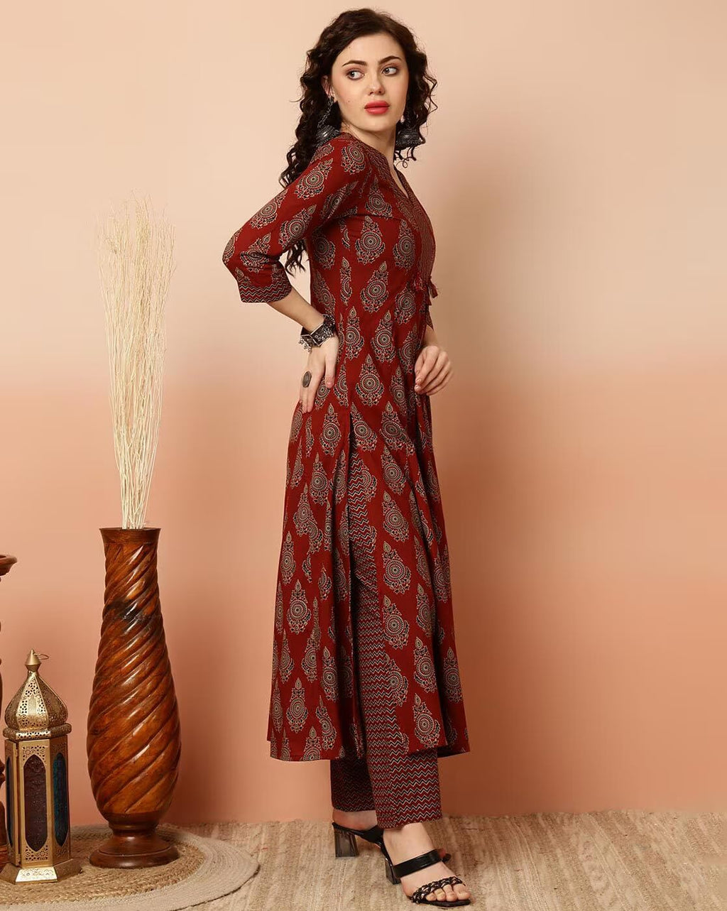Royal Ethnic Women Viscose Printed Kurta Pant Dupatta Set Elegant Stylish Ethnic Party Wear Festive Designer Outfit Collection