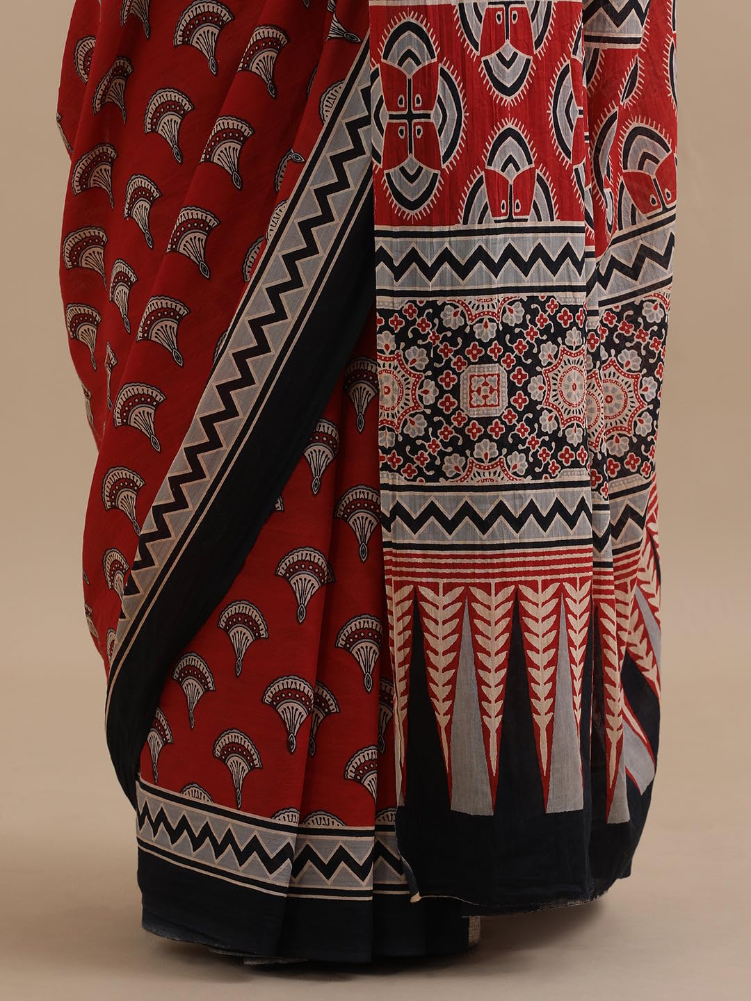 Royal Ethnic Handblock Printed Cotton Mulmul Saree Kalamkari Bagru Print Natural Dyed Maroon White 6.5 Mtr with Blouse Piece - Royal Ethnic